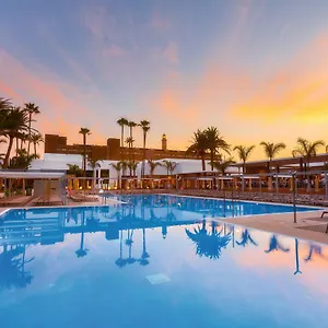 https://riu-palace-oasis.in-canary-islands.com