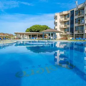 https://bolero-park-lloret-de-mar-17310.catalonia-hotels.com